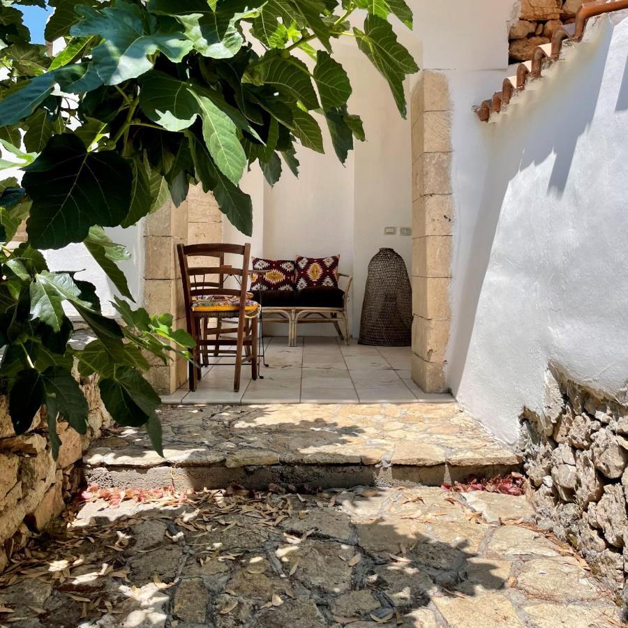 Casa Vacanze Capurre "Trulli E Pajare A Due Passi Dal Pizzo" Gallipoli Luaran gambar